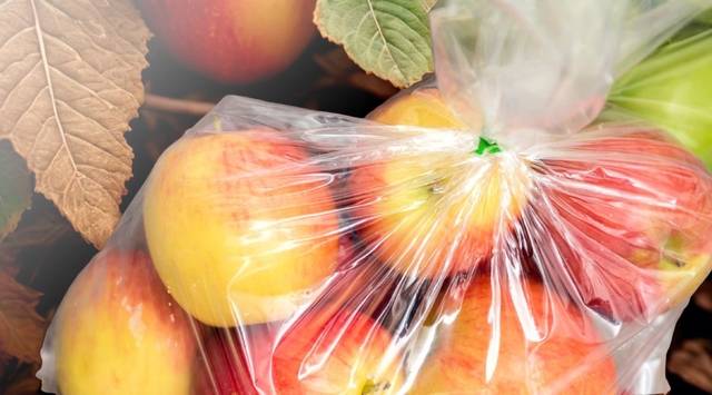 Apples-in-clear-stock-line-bag Apples-in-clear-stock-line-bag