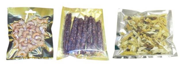 Pouches-laminated-clear-gold-silver-filled-with-contents Pouches-laminated-clear-gold-silver-filled-with-contents